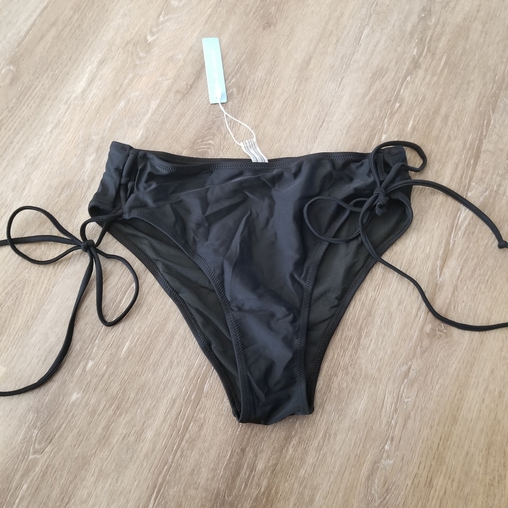 NWT Live Life On The Beach Black Cheeky Side Tie Bikini Bottom Size Large